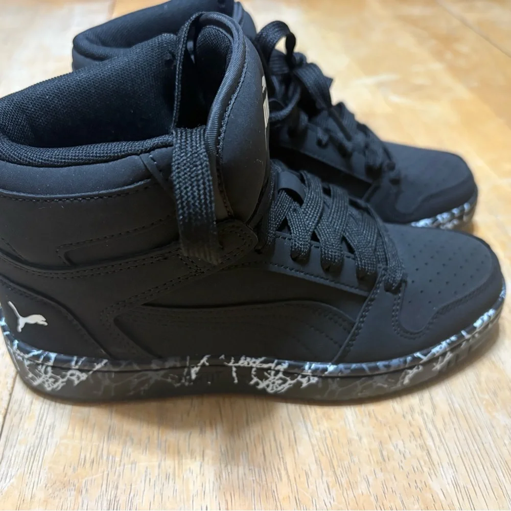 Puma Kids Black High-Top Sneakers with Patterned Sole